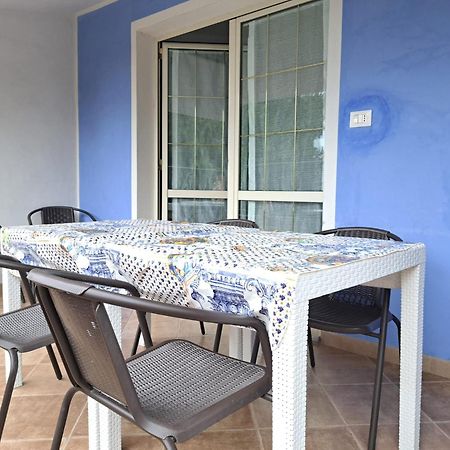 Domus De Mare Apartment Кала Гононе Екстериор снимка