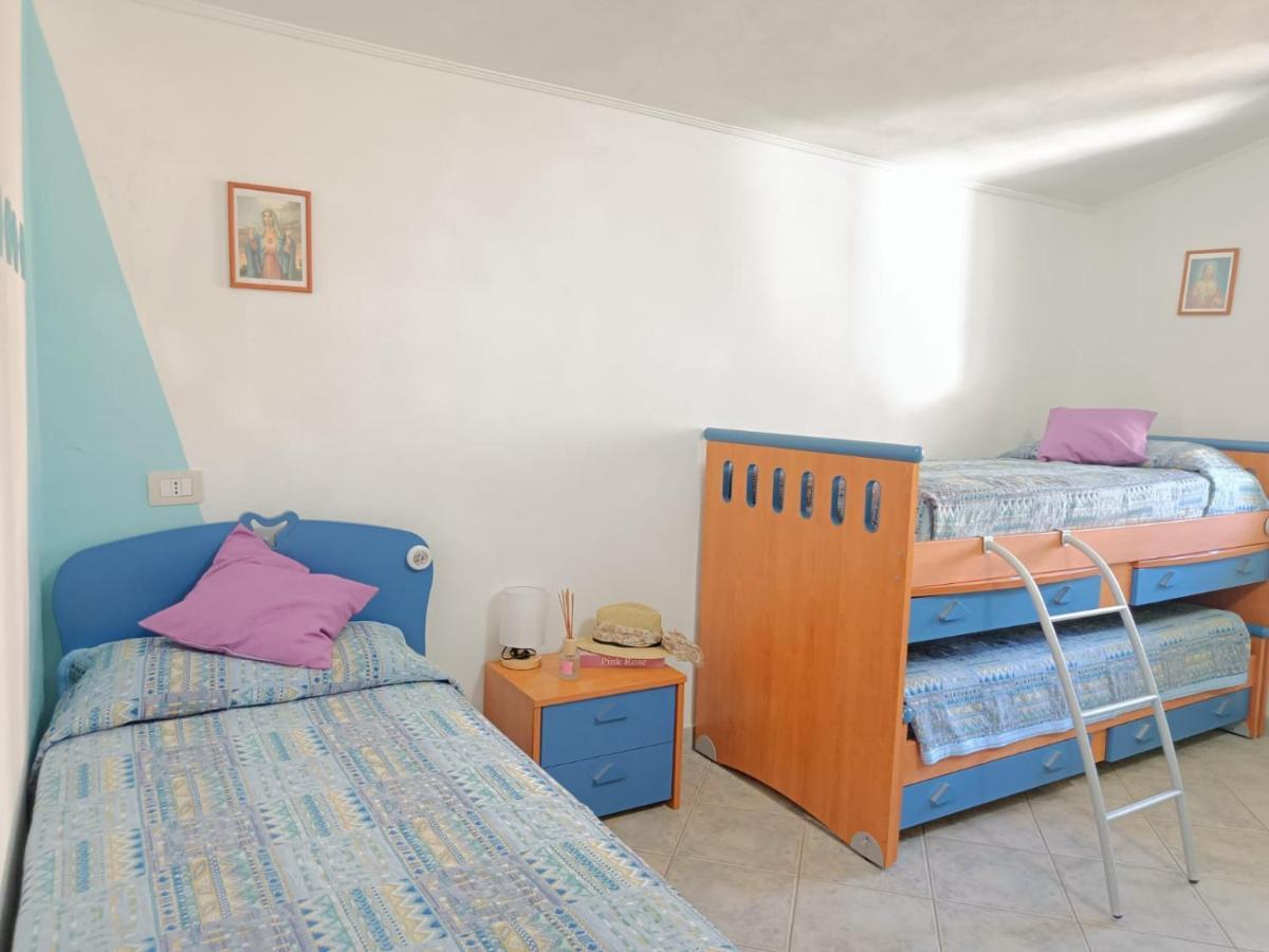 Domus De Mare Apartment Кала Гононе Екстериор снимка
