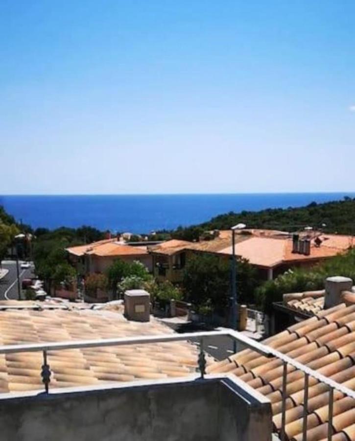 Domus De Mare Apartment Кала Гононе Екстериор снимка