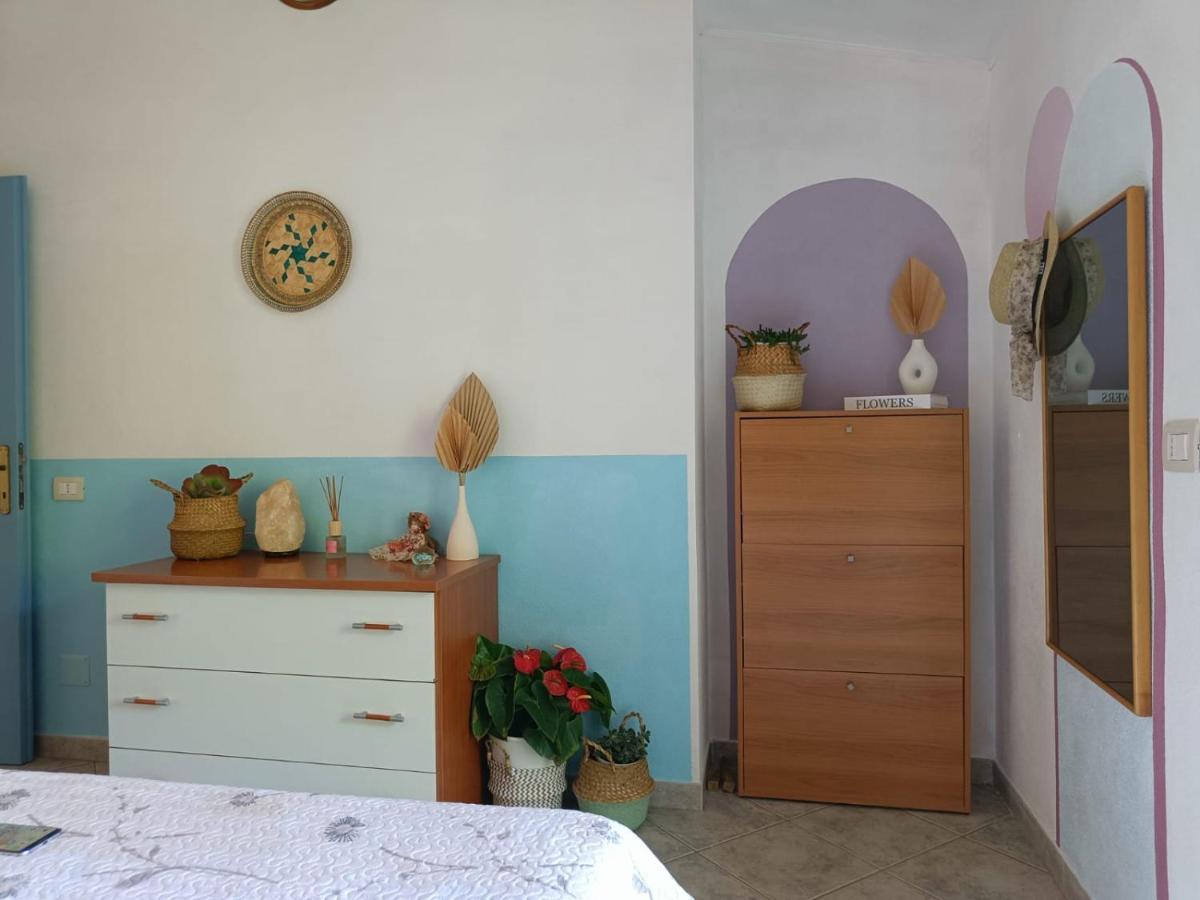 Domus De Mare Apartment Кала Гононе Екстериор снимка