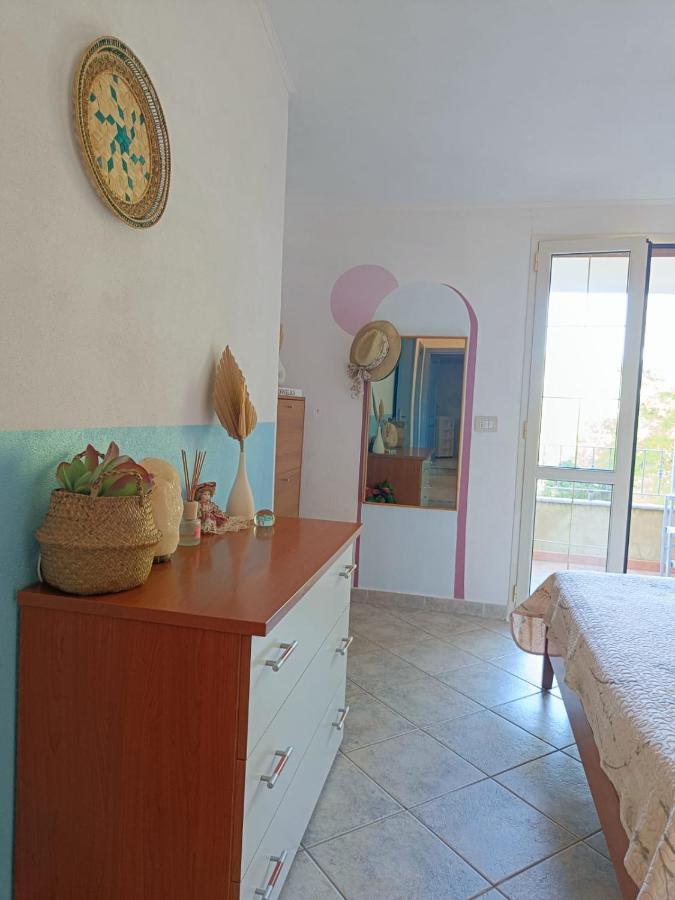 Domus De Mare Apartment Кала Гононе Екстериор снимка