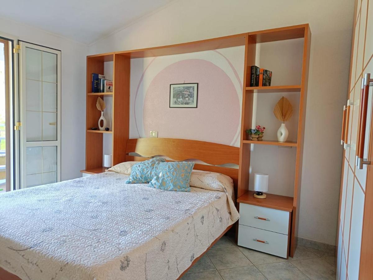 Domus De Mare Apartment Кала Гононе Екстериор снимка