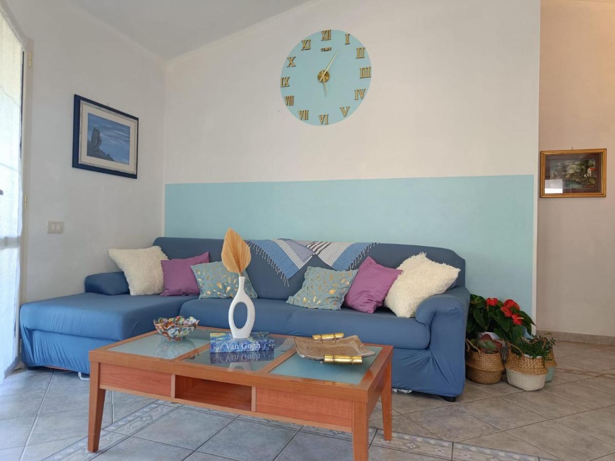 Domus De Mare Apartment Кала Гононе Екстериор снимка