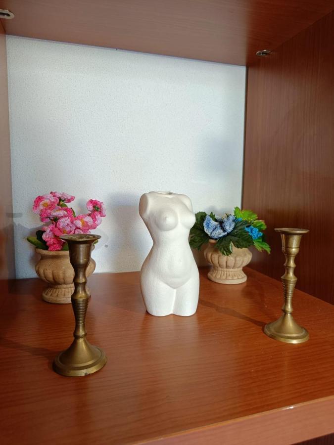 Domus De Mare Apartment Кала Гононе Екстериор снимка