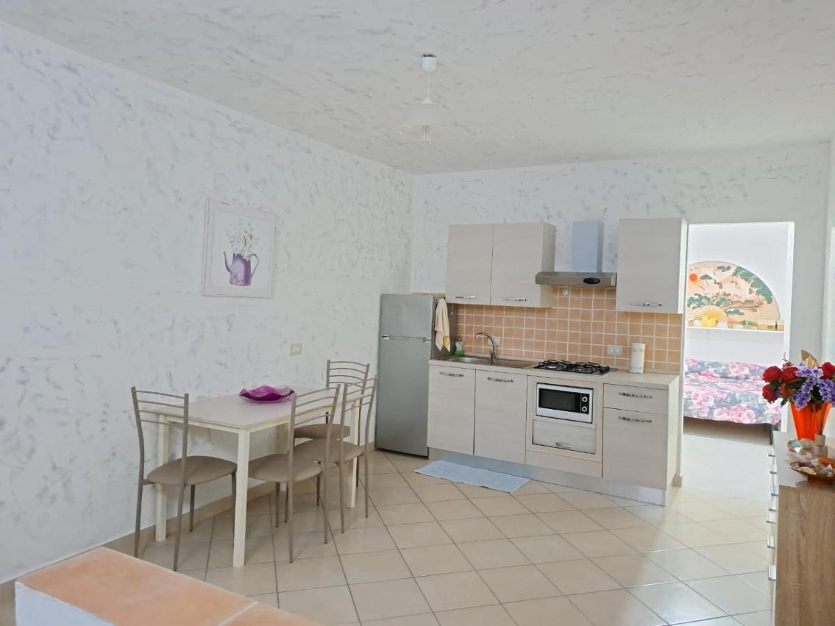 Domus De Mare Apartment Кала Гононе Екстериор снимка
