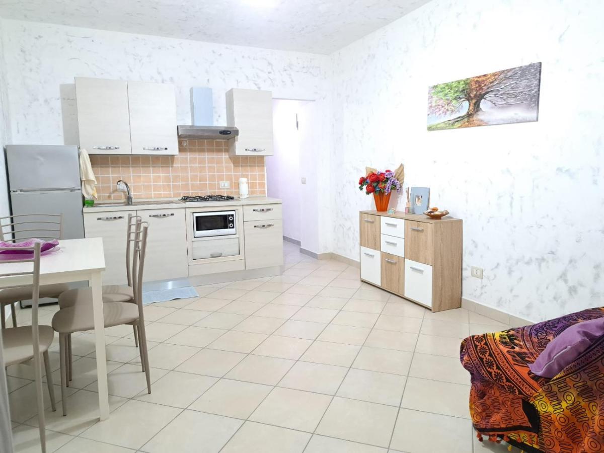 Domus De Mare Apartment Кала Гононе Екстериор снимка