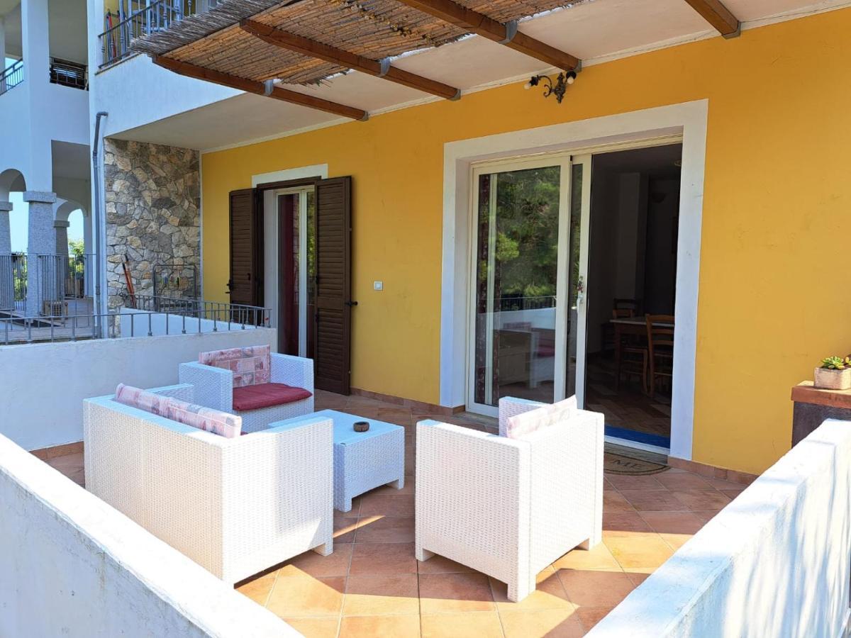 Domus De Mare Apartment Кала Гононе Екстериор снимка