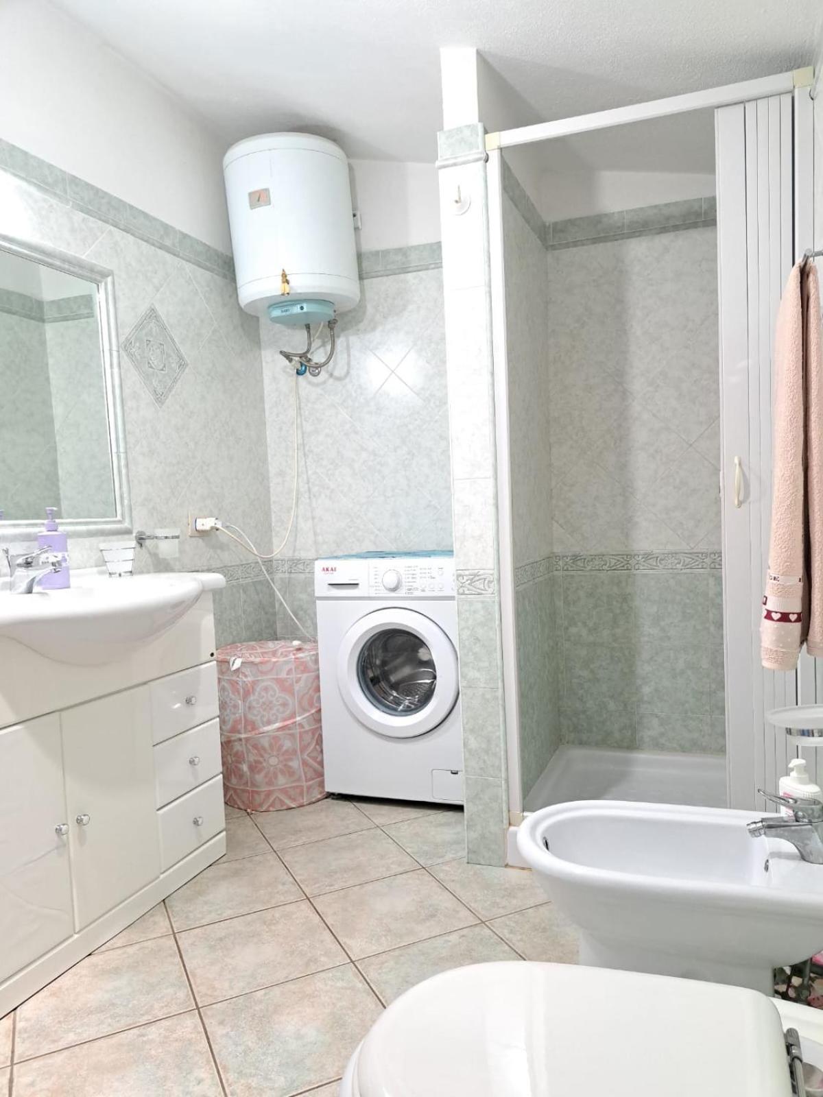 Domus De Mare Apartment Кала Гононе Екстериор снимка