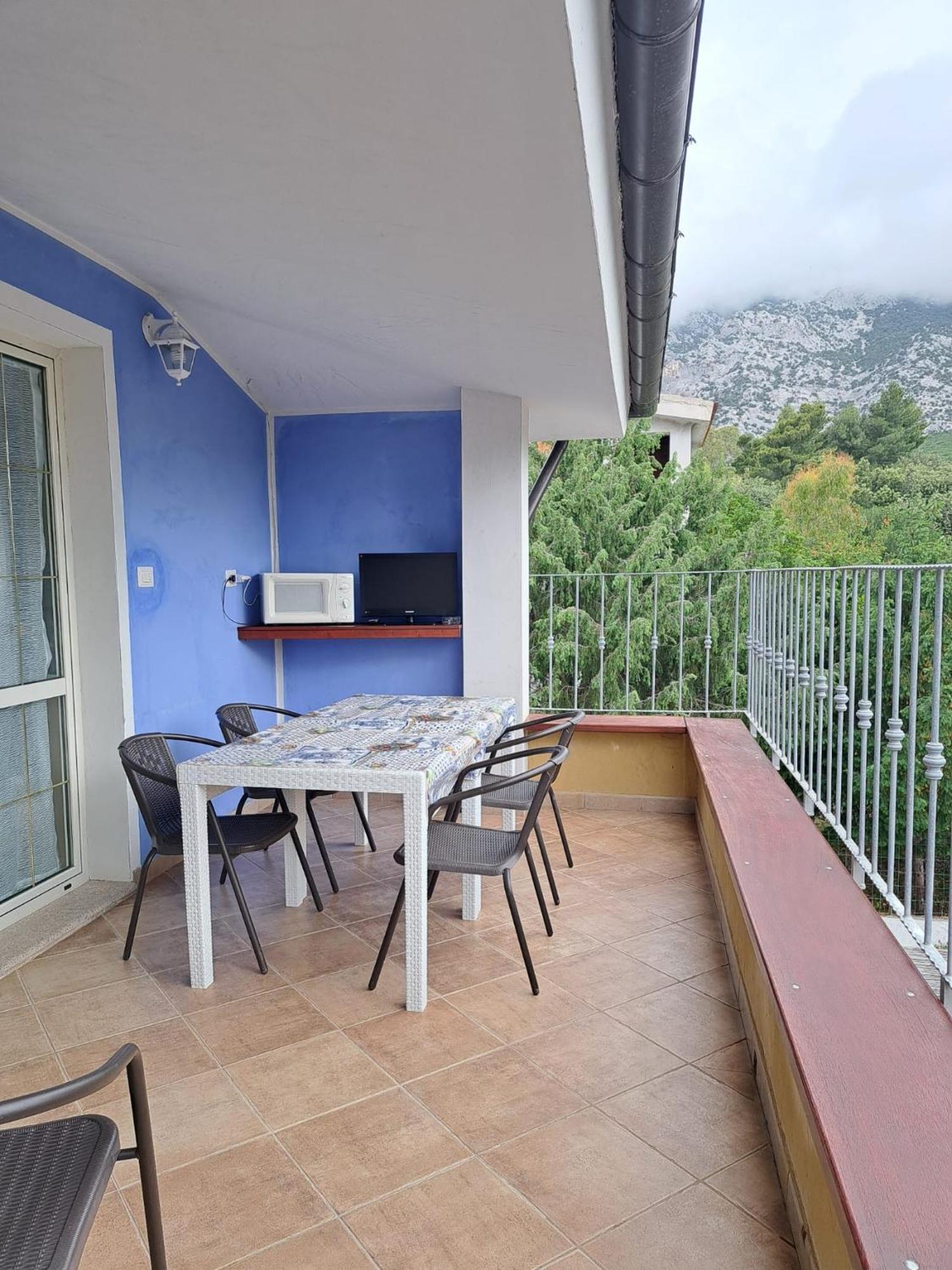 Domus De Mare Apartment Кала Гононе Екстериор снимка